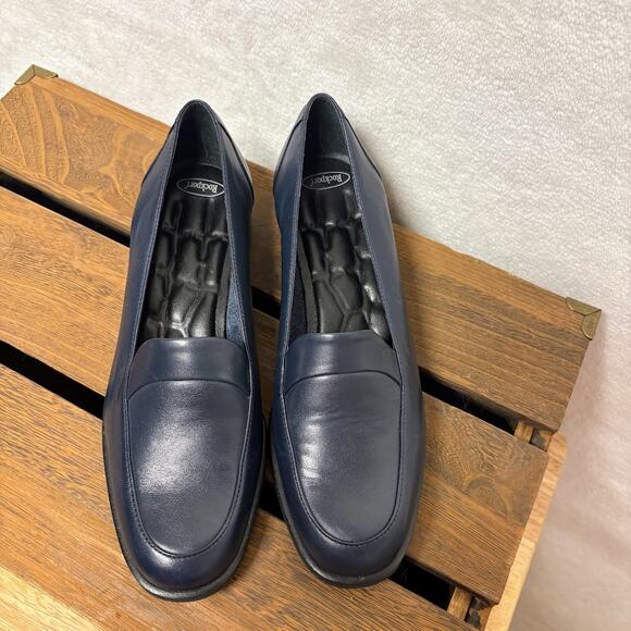 Rockport Total Motion Leather Slim Slip On Loafer Navy Blue Womens Size 7M - Picture 7 of 9